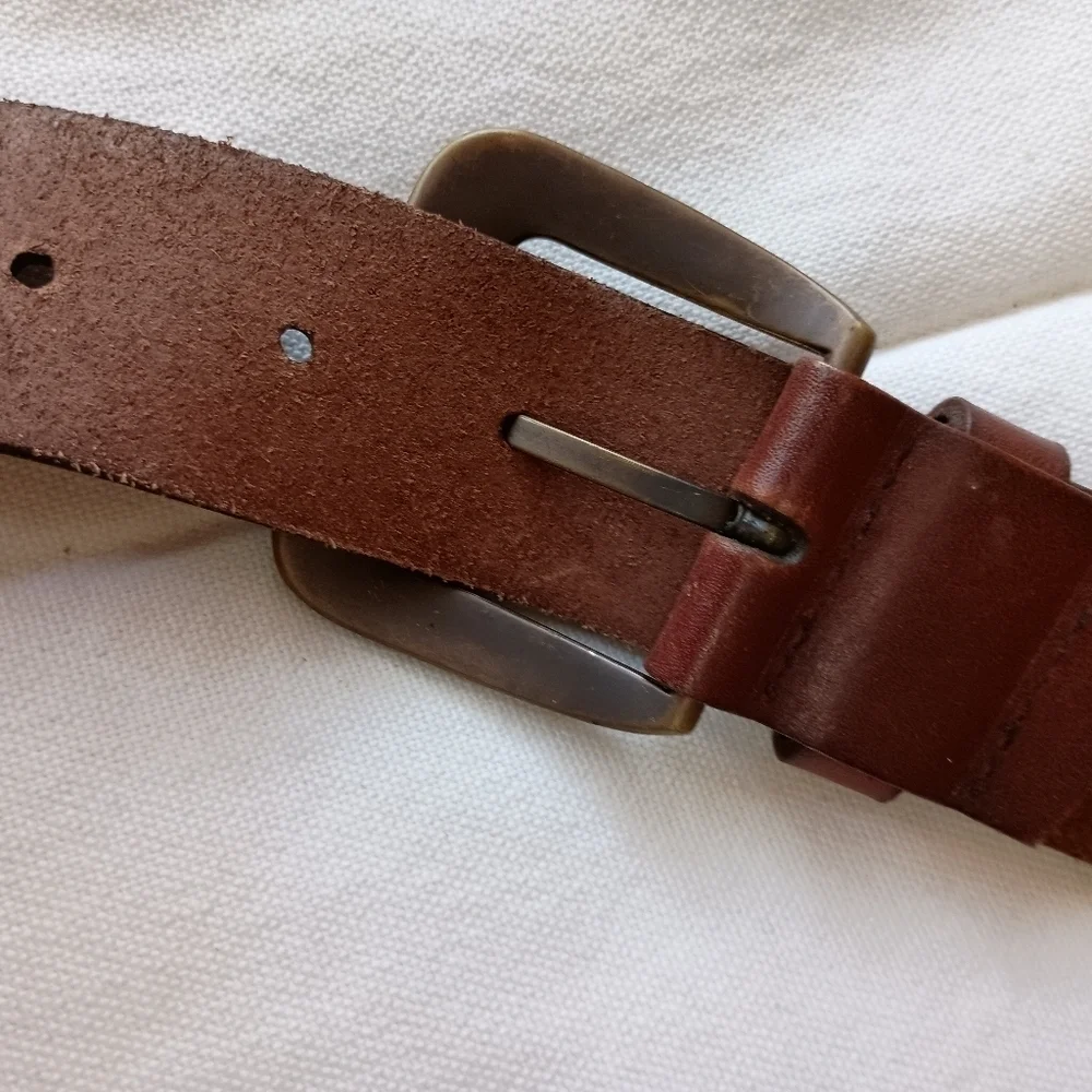 Vintage Brown Leather Belt with Black Accents_XL